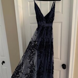 Elegant Navy Blue Lace Evening Gown